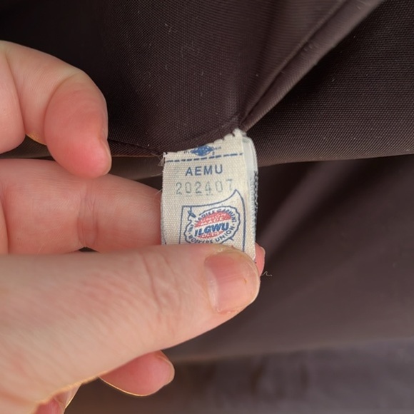 ***VINTAGE*** 90s CLASSIC! Velvet lined hood wool coat with gorgeous detailing - Picture 9 of 11